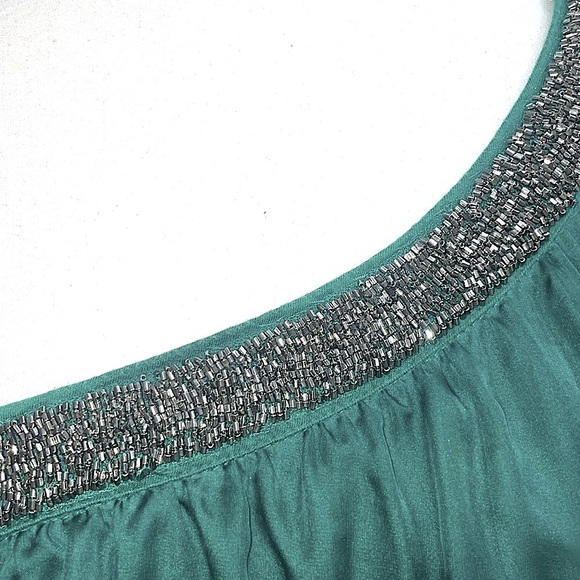 Parella xFrancesca’s Emerald Green One Shoulder Heavy Beaded Top Chiffon Overlay - Picture 4 of 8